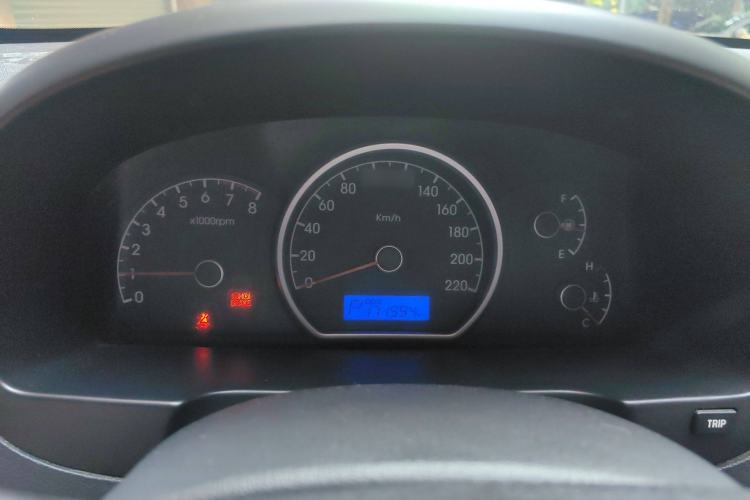 Used Hyundai Celesta 2011 1.6L Automatic Top-Tier Version Instrument Cluster
