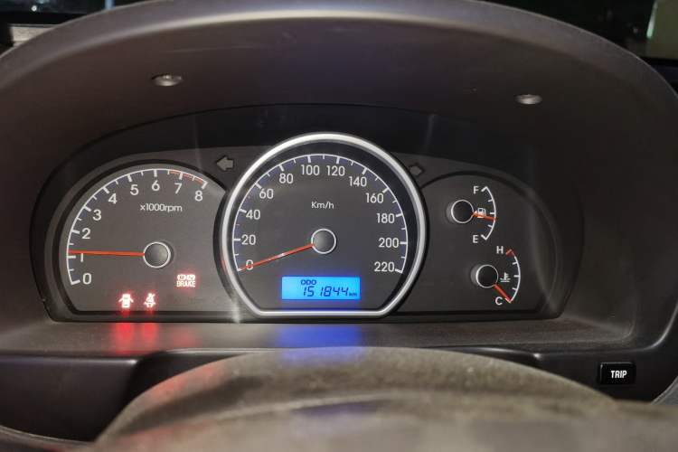 Used Hyundai Celesta 2011 1.6L Manual Comfort Edition Instrument Cluster