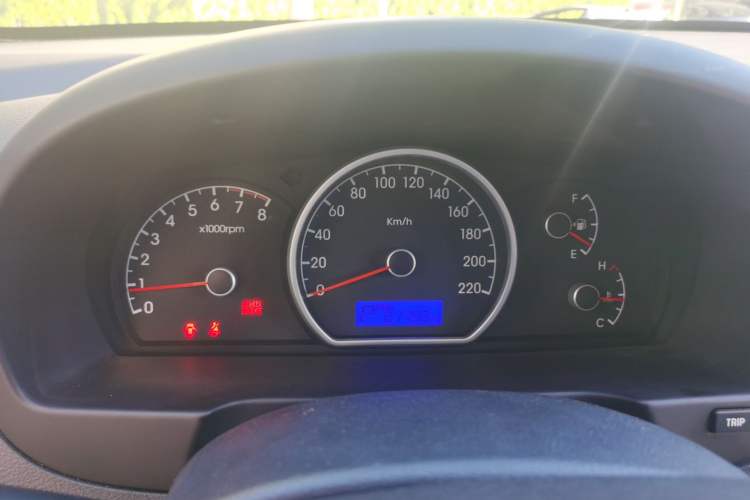 Used Hyundai Celesta 2011 1.6L Automatic Comfort Edition Instrument Cluster