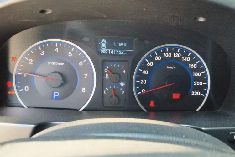 Used Hyundai Celesta 2011 1.6L Automatic Luxury Version Instrument Cluster