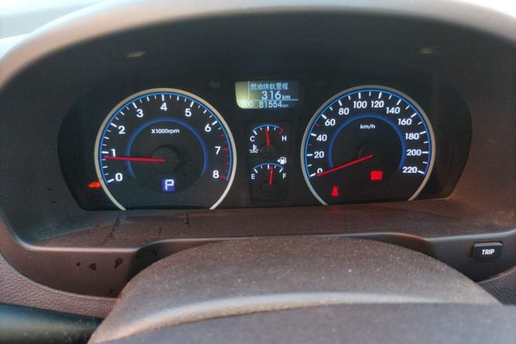 Used Hyundai Celesta 2011 1.6L Automatic Luxury Version Instrument Cluster