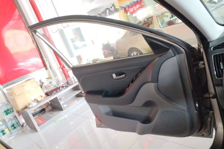 Used Hyundai Celesta 2011 1.6L Manual Comfort Edition Left Front Door Interior