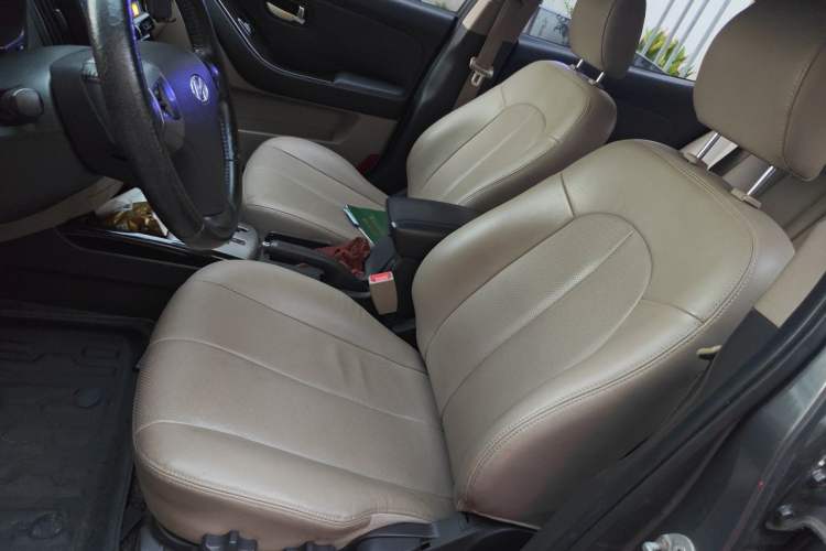 Used Hyundai Celesta 2011 1.6L Automatic Luxury Version Left Front Seat
