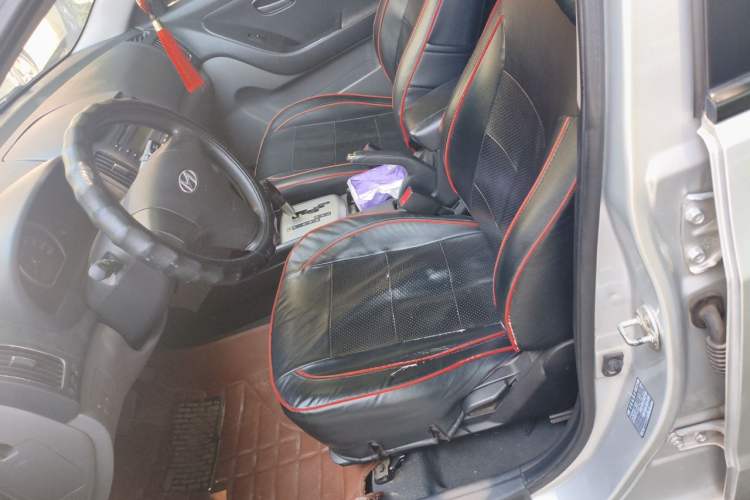 Used Hyundai Celesta 2011 1.6L Automatic Comfort Edition Left Front Seat