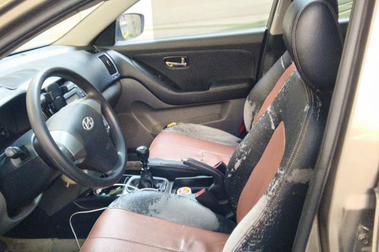Used Hyundai Celesta 2011 1.6L Manual Luxury Model Left Front Seat