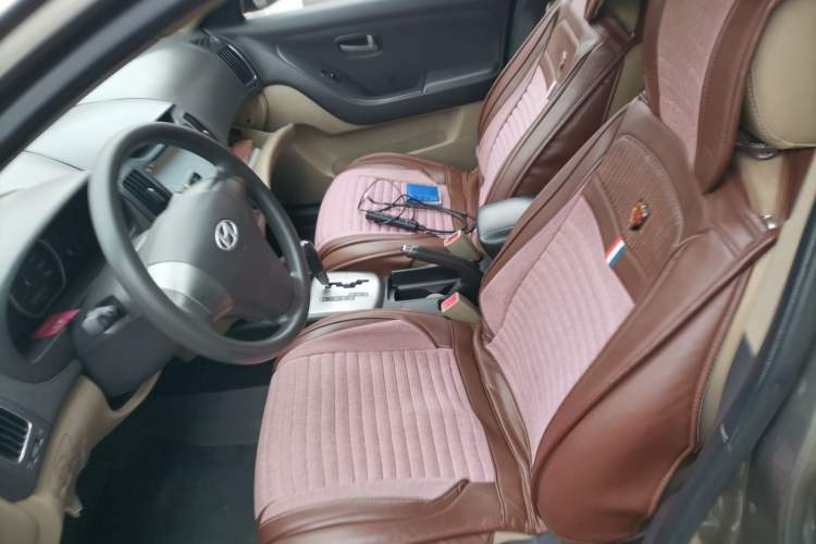 Used Hyundai Celesta 2011 1.6L Automatic Comfort Edition Left Front Seat