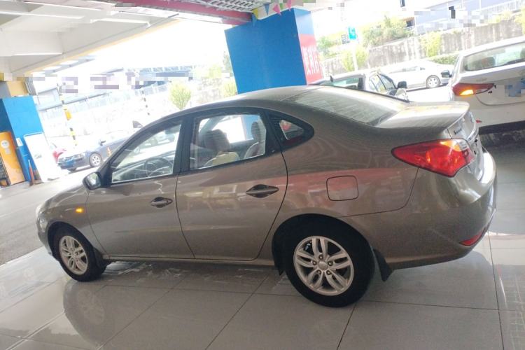 Used Hyundai Celesta 2011 1.6L Manual Comfort Edition Left Side