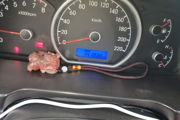 Used Hyundai Celesta 2011 1.6L Manual Comfort Edition Odometer Close Up