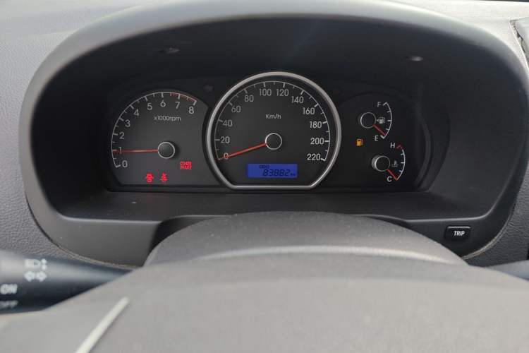 Used Hyundai Celesta 2011 1.6L Manual Comfort Edition Odometer Close Up