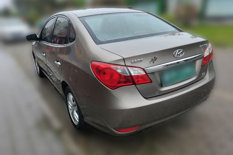 Used Hyundai Celesta 2011 1.6L Manual Luxury Model Rear Left 45 Deg