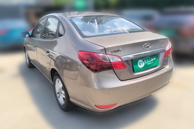 Used Hyundai Celesta 2011 1.6L Manual Luxury Model Rear Left 45 Deg