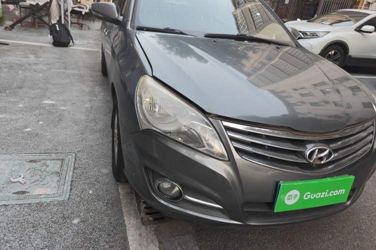 Used Hyundai Celesta 2011 1.6L Automatic Luxury Version Right Front Headlight