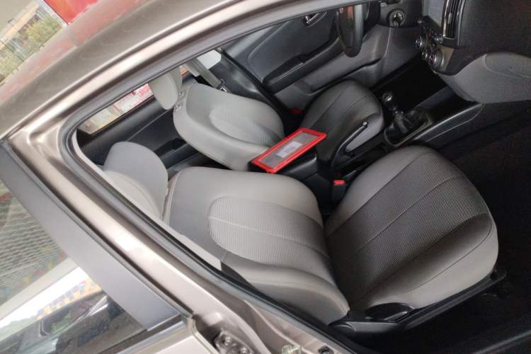 Used Hyundai Celesta 2011 1.6L Manual Comfort Edition Right Front Seat
