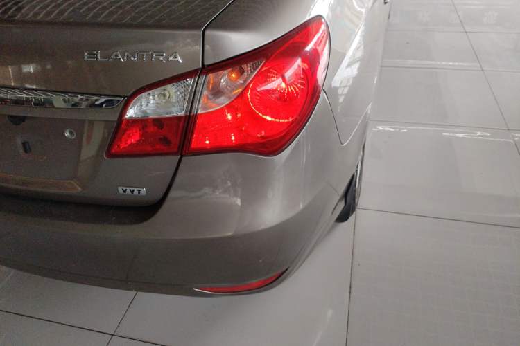 Used Hyundai Celesta 2011 1.6L Manual Comfort Edition Right Rear Taillight