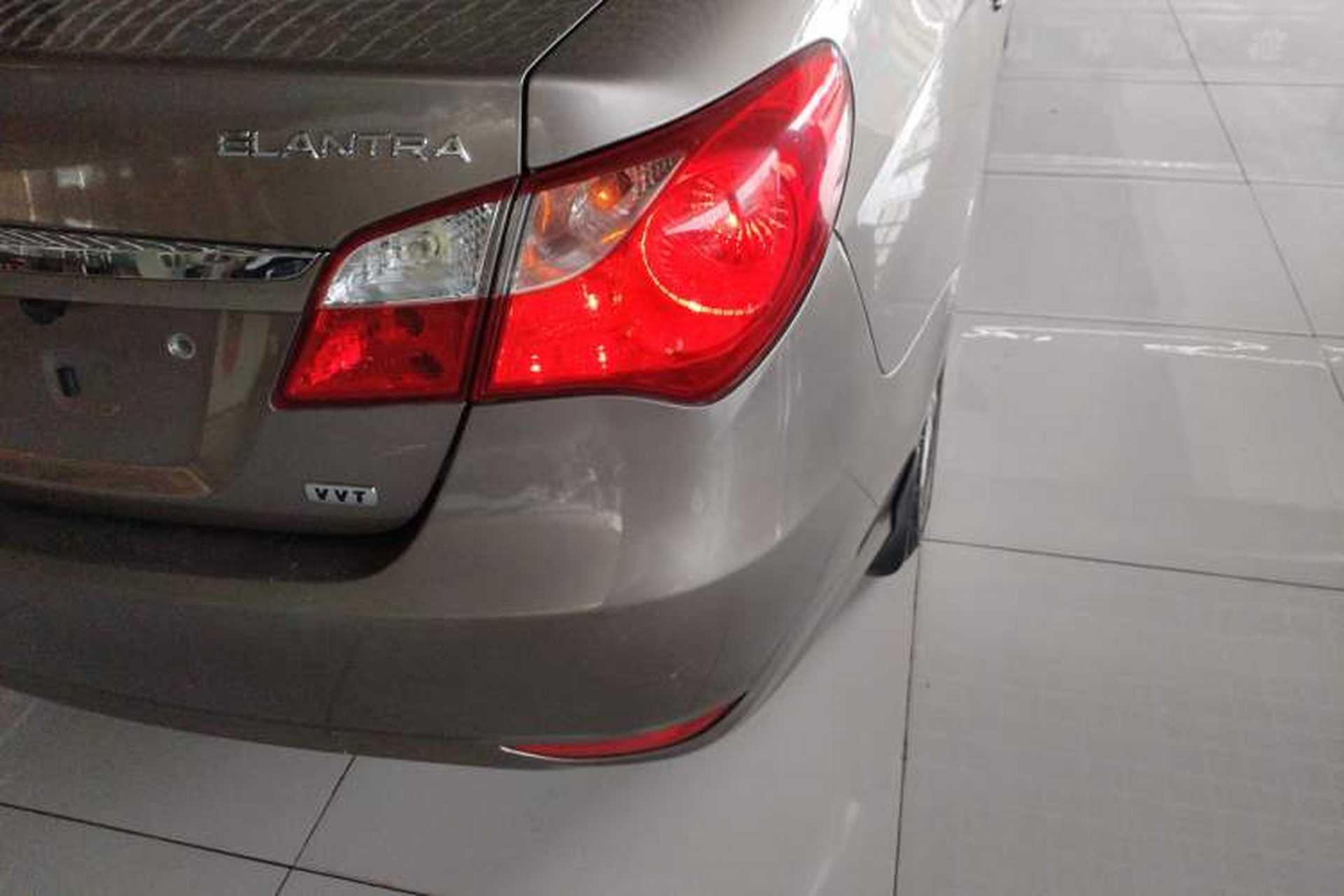 Used Hyundai Celesta 2011 1.6L Manual Comfort Edition Right Rear Taillight