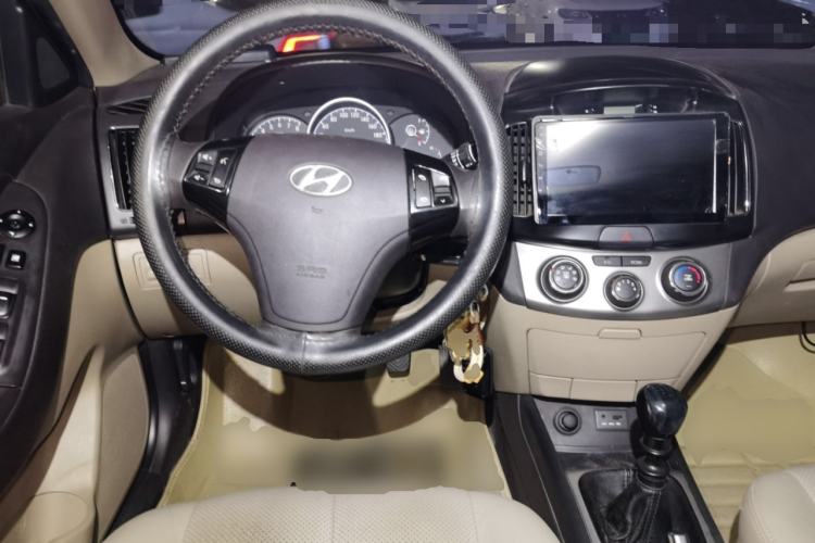 Used Hyundai Celesta 2011 1.6L Manual Comfort Edition Steering Wheel