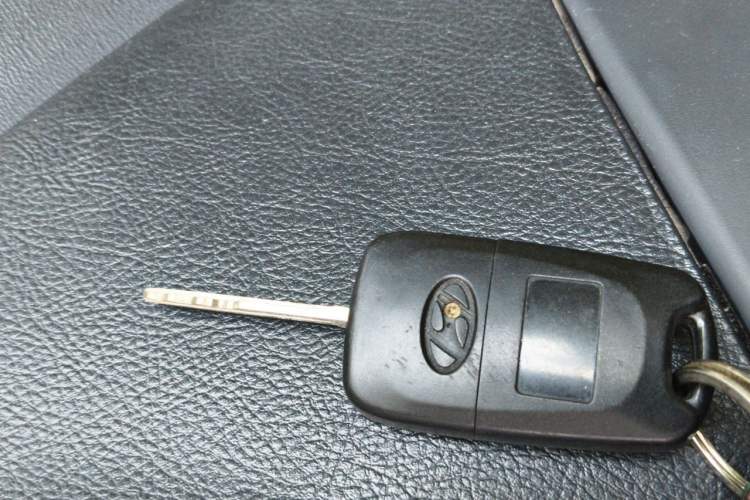 Used Hyundai Celesta 2011 1.6L Automatic Luxury Version Vehicle Key