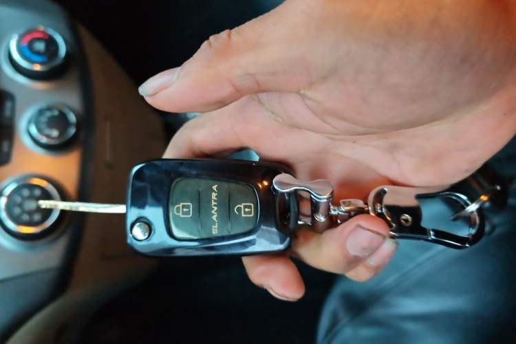 Used Hyundai Celesta 2011 1.6L Automatic Comfort Edition Vehicle Key