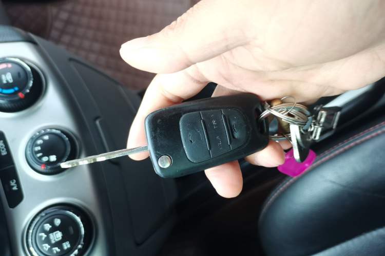 Used Hyundai Celesta 2011 1.6L Manual Luxury Model Vehicle Key