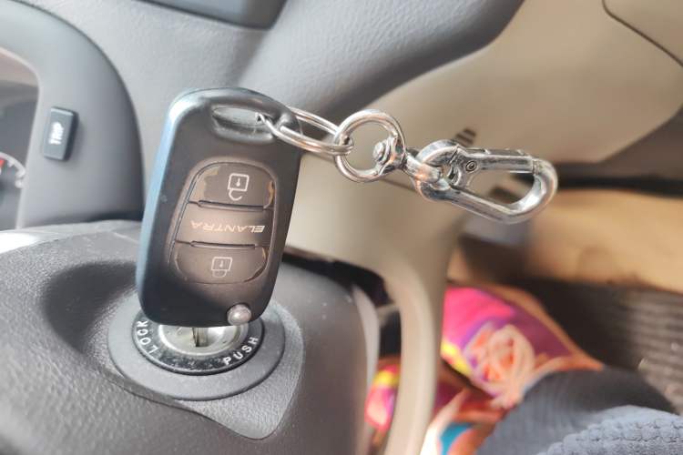 Used Hyundai Celesta 2011 1.6L Manual Luxury Model Vehicle Key