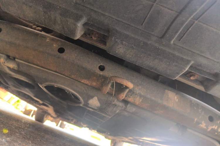 Used Hyundai Celesta 2011 1.6L Manual Comfort Edition Chassis Front