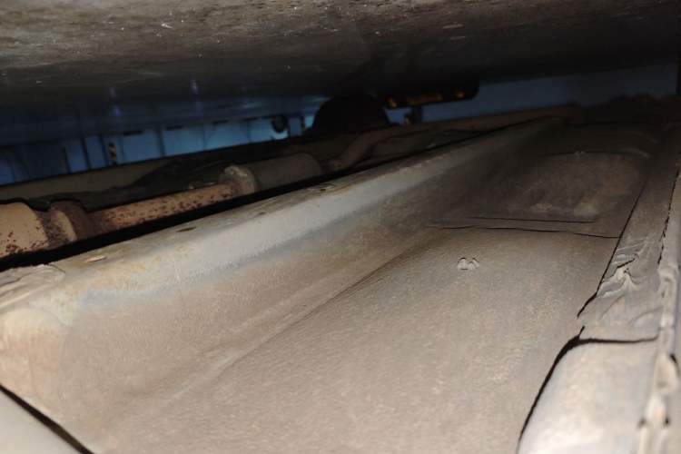 Used Hyundai Celesta 2011 1.6L Manual Comfort Edition Chassis Front Right