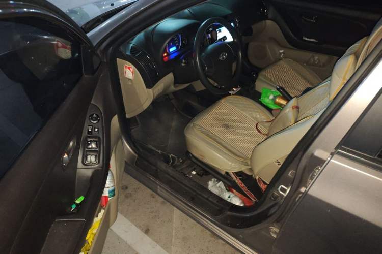 Used Hyundai Celesta 2011 1.6L Manual Comfort Edition Driver Seat