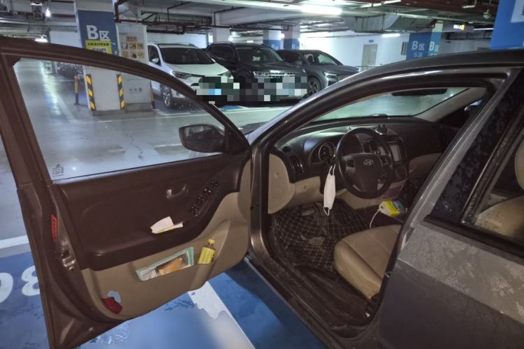 Used Hyundai Celesta 2011 1.6L Automatic Comfort Edition Driver Seat