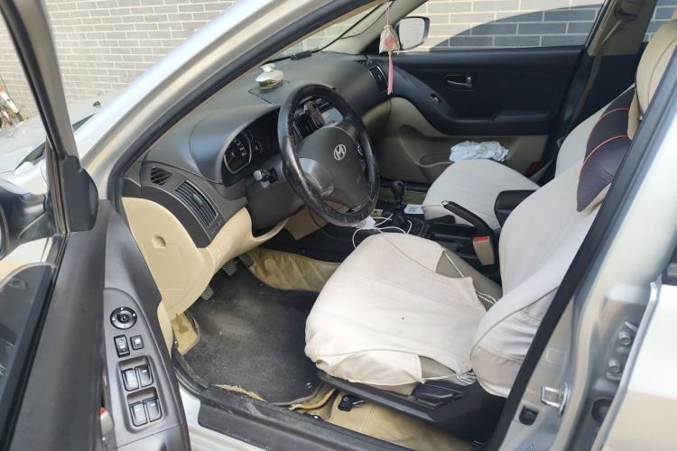 Used Hyundai Celesta 2011 1.6L Manual Comfort Edition Driver Seat