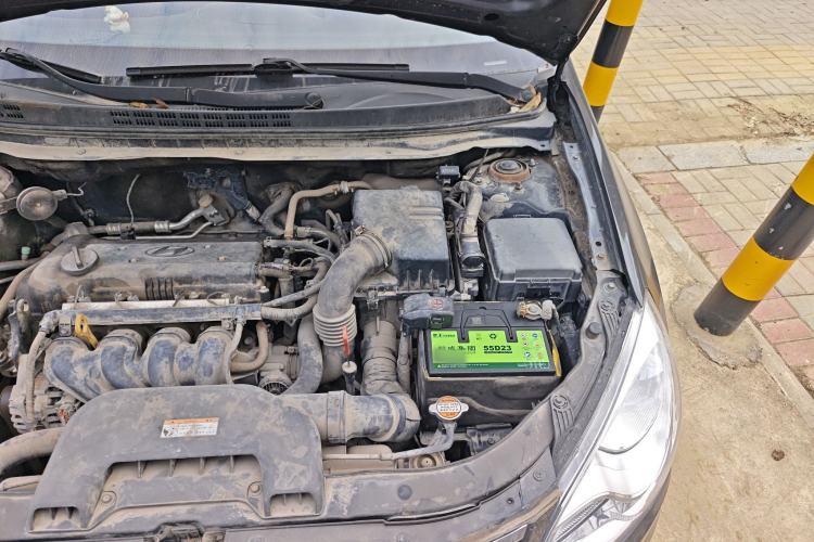 Used Hyundai Celesta 2011 1.6L Automatic Comfort Edition Engine Bay Left