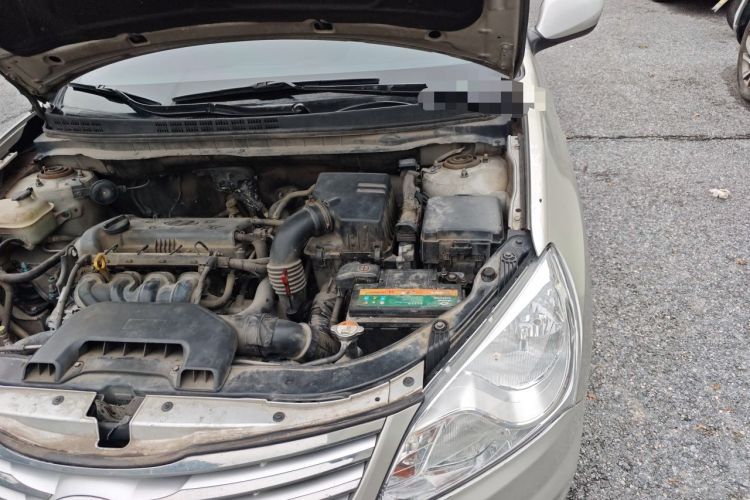 Used Hyundai Celesta 2011 1.6L Automatic Comfort Edition Engine Bay Left