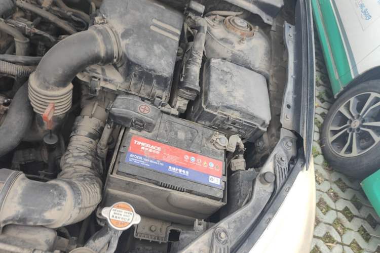 Used Hyundai Celesta 2011 1.6L Automatic Luxury Version Engine Bay Left