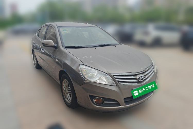 Used Hyundai Celesta 2011 1.6L Automatic Comfort Edition Front Right 45 Deg
