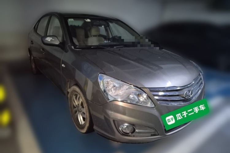 Used Hyundai Celesta 2011 1.6L Automatic Comfort Edition Front Right 45 Deg