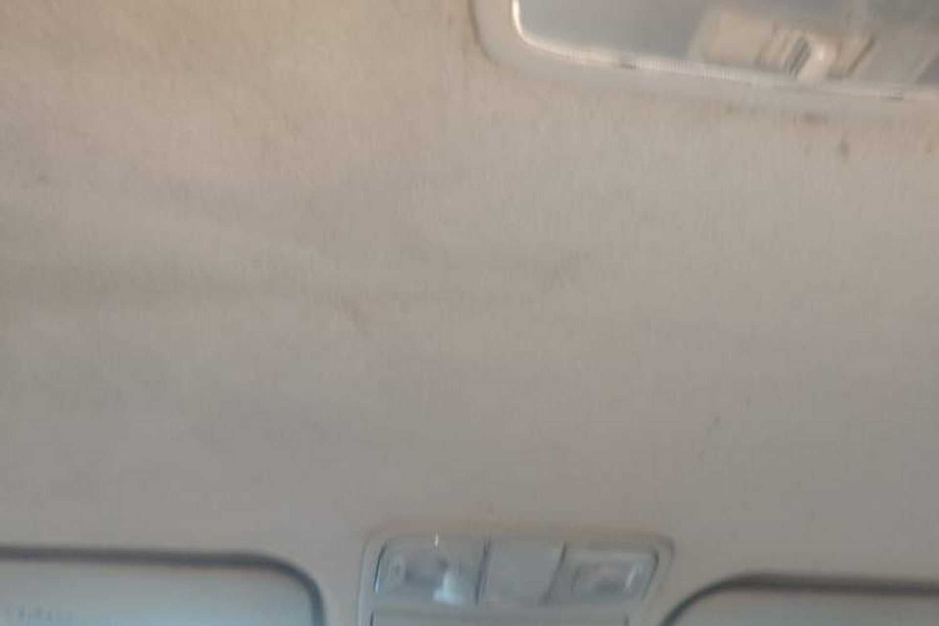 Used Hyundai Celesta 2011 1.6L Manual Comfort Edition Headliner