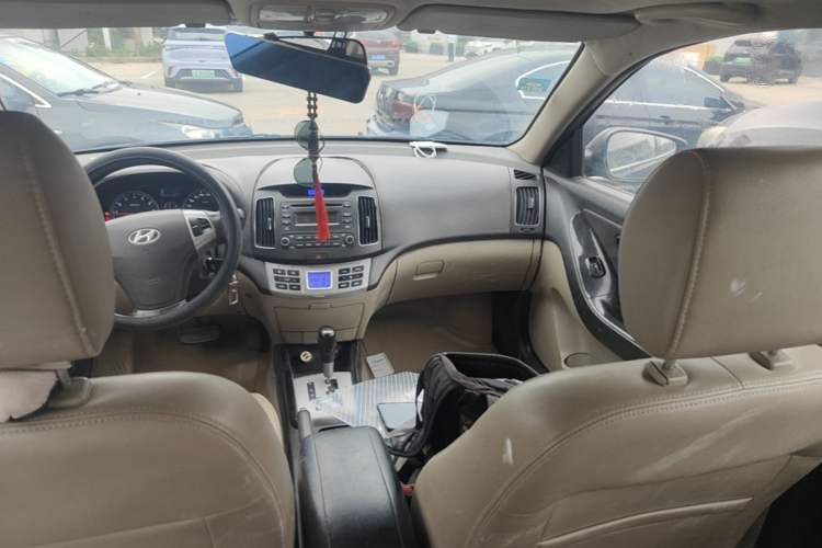 Used Hyundai Celesta 2011 1.6L Automatic Luxury Version Headliner