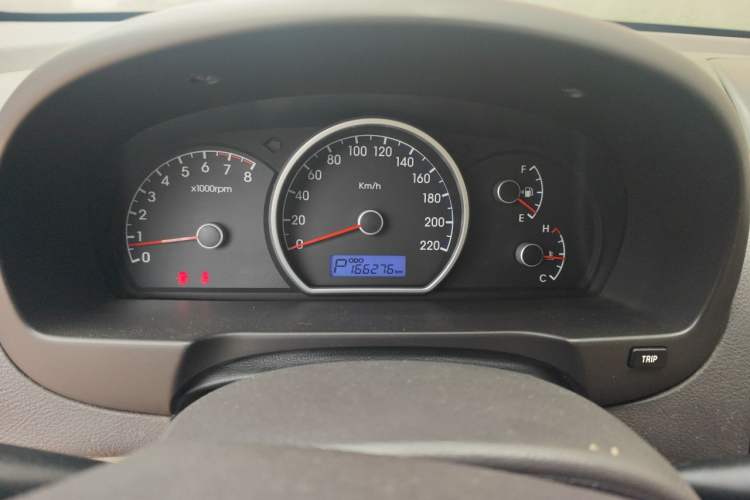 Used Hyundai Celesta 2011 1.6L Automatic Comfort Edition Instrument Cluster