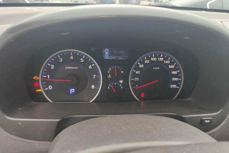 Used Hyundai Celesta 2011 1.6L Automatic Luxury Version Instrument Cluster