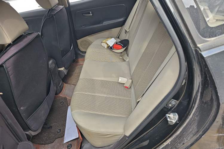 Used Hyundai Celesta 2011 1.6L Automatic Comfort Edition Left Rear Seat