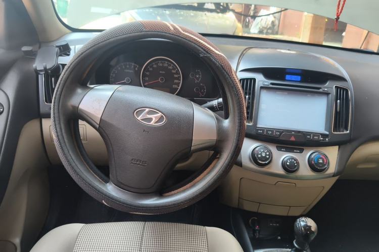 Used Hyundai Celesta 2011 1.6L Manual Comfort Edition Steering Wheel