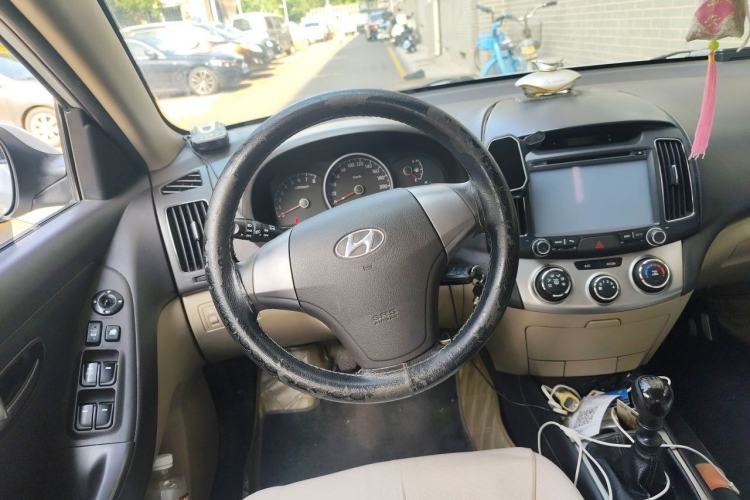 Used Hyundai Celesta 2011 1.6L Manual Comfort Edition Steering Wheel
