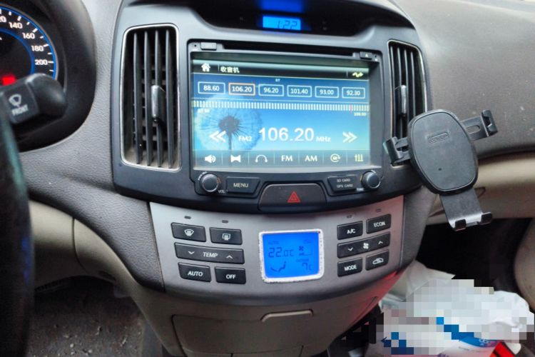 Used Hyundai Celesta 2011 1.6L Automatic Luxury Version Audio And AC Panel