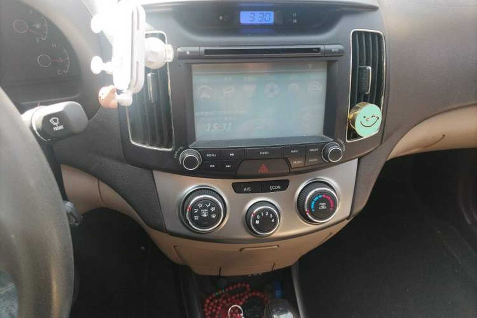 Used Hyundai Celesta 2011 1.6L Automatic Comfort Edition Audio And AC Panel
