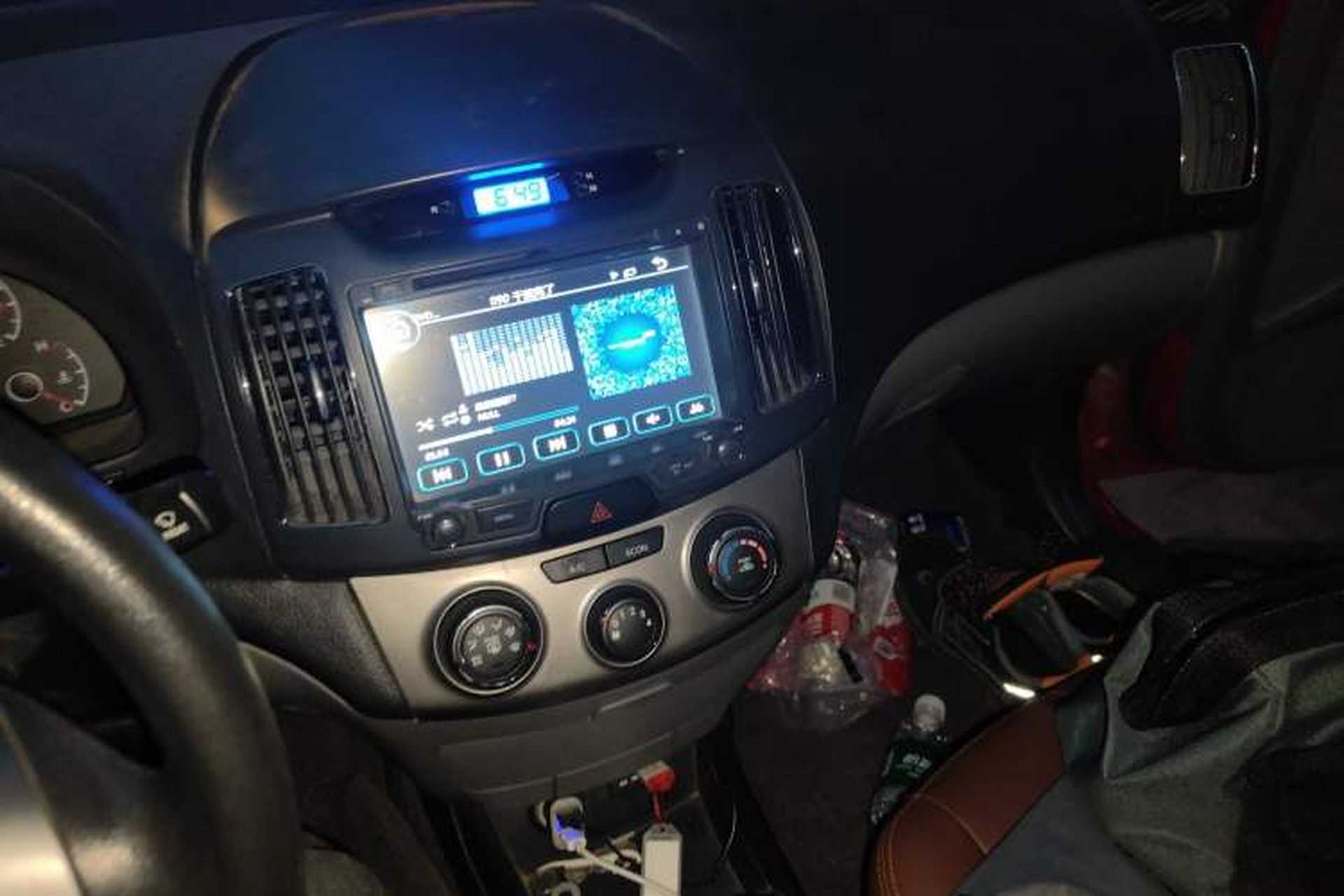 Used Hyundai Celesta 2011 1.6L Manual Comfort Edition Audio And AC Panel