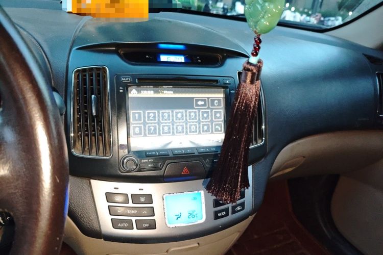Used Hyundai Celesta 2011 1.6L Automatic Luxury Version Audio And AC Panel