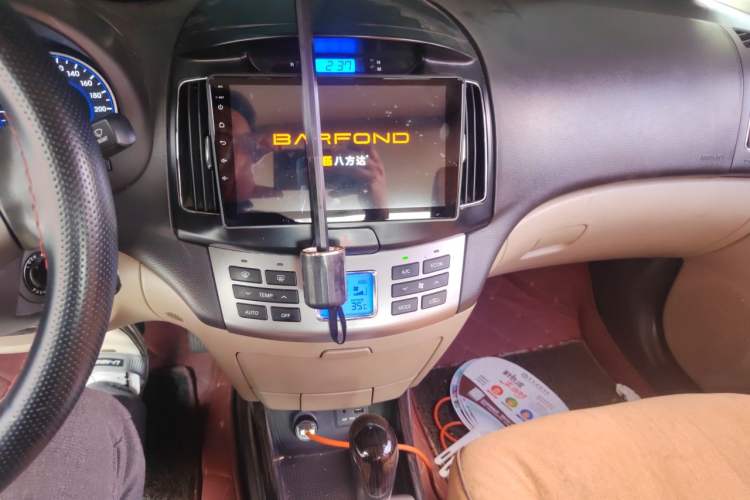 Used Hyundai Celesta 2011 1.6L Automatic Luxury Version Audio And AC Panel
