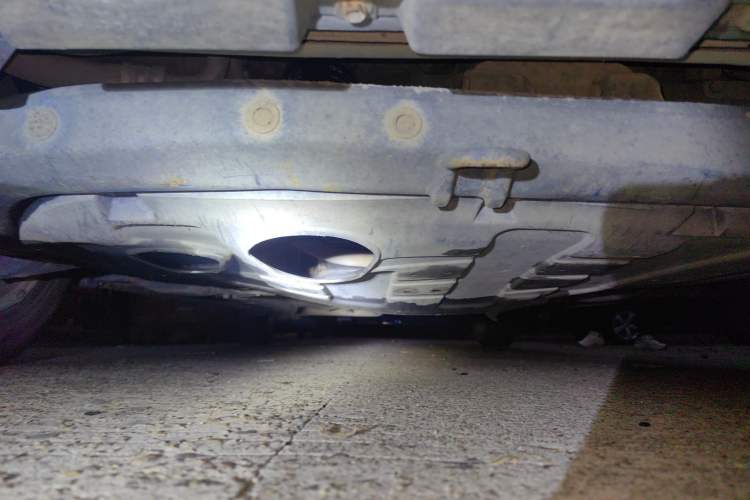 Used Hyundai Celesta 2011 1.6L Automatic Luxury Version Chassis Front