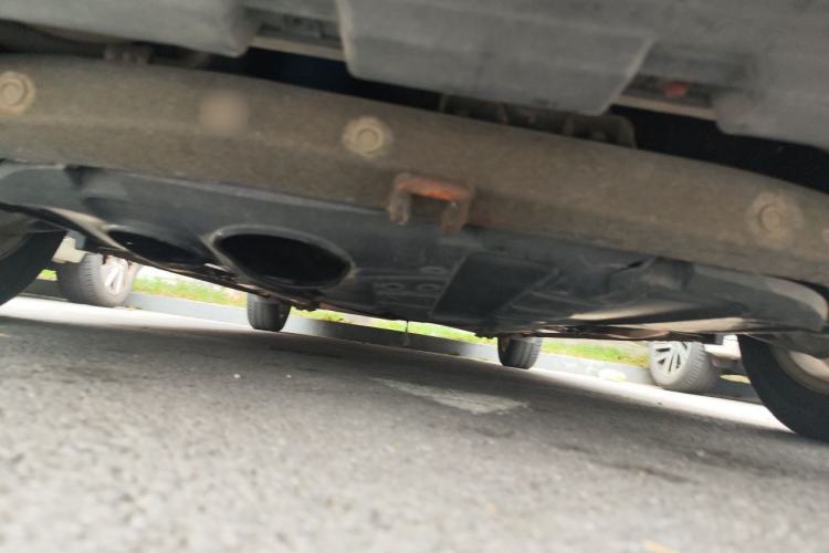 Used Hyundai Celesta 2011 1.6L Manual Comfort Edition Chassis Front