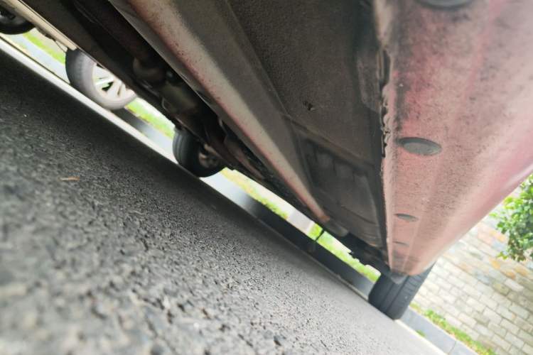 Used Hyundai Celesta 2011 1.6L Manual Comfort Edition Chassis Front Left