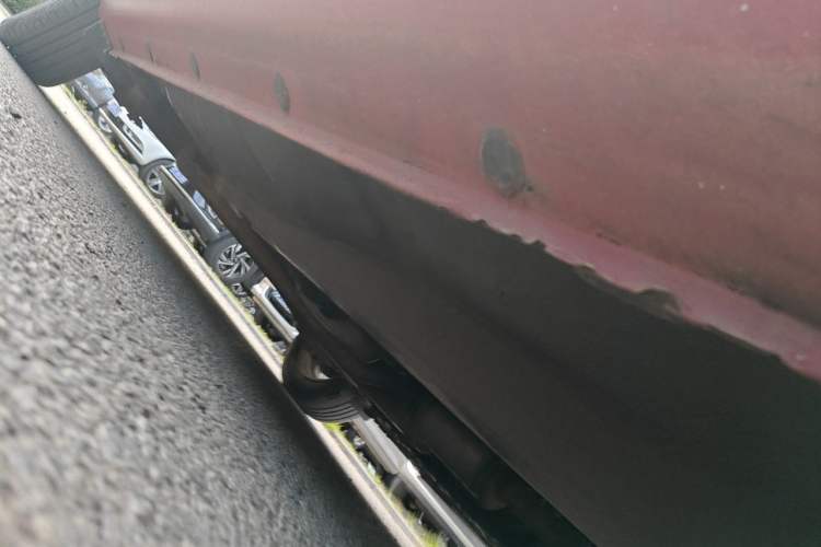 Used Hyundai Celesta 2011 1.6L Automatic Comfort Edition Chassis Front Right